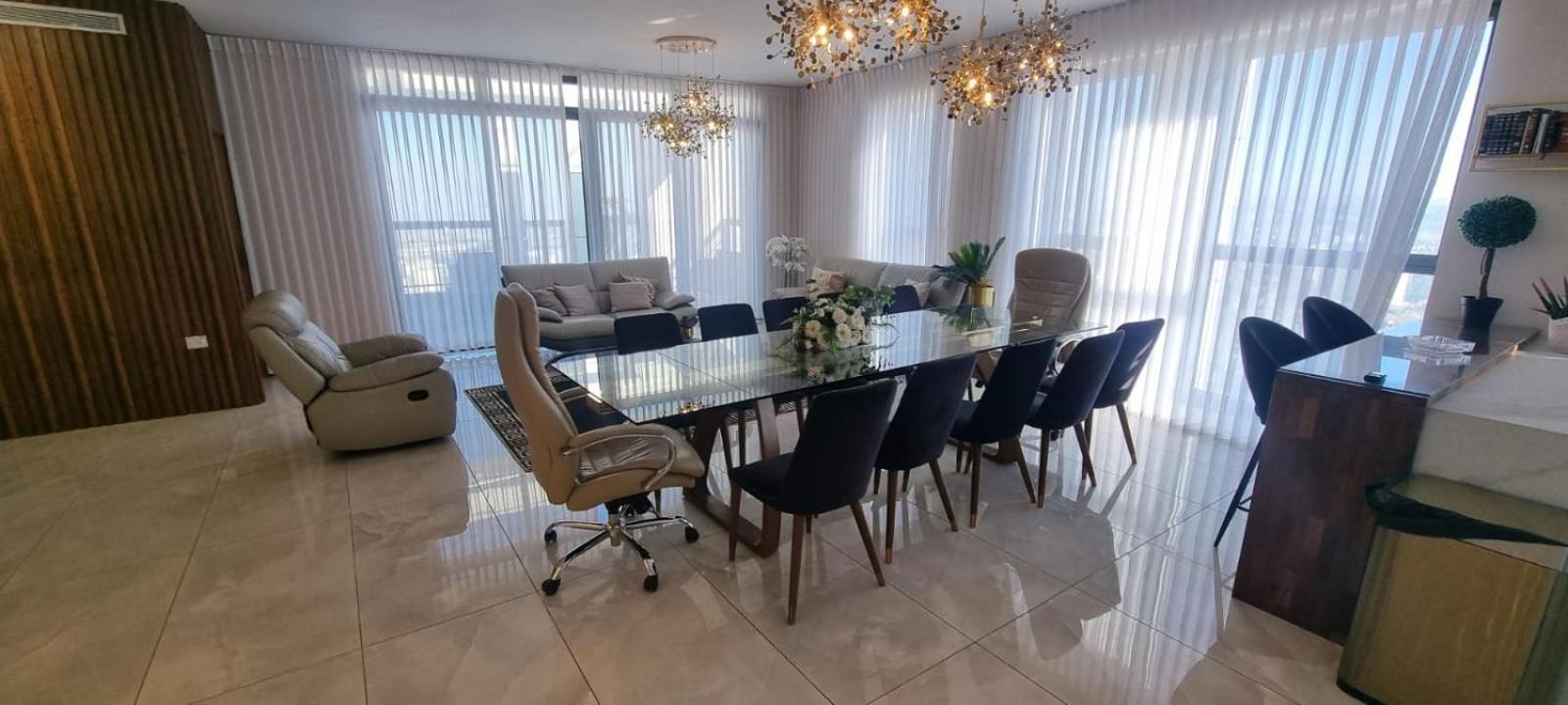 Jtower Royal Suites - Alefimmoed エルサレム エクステリア 写真