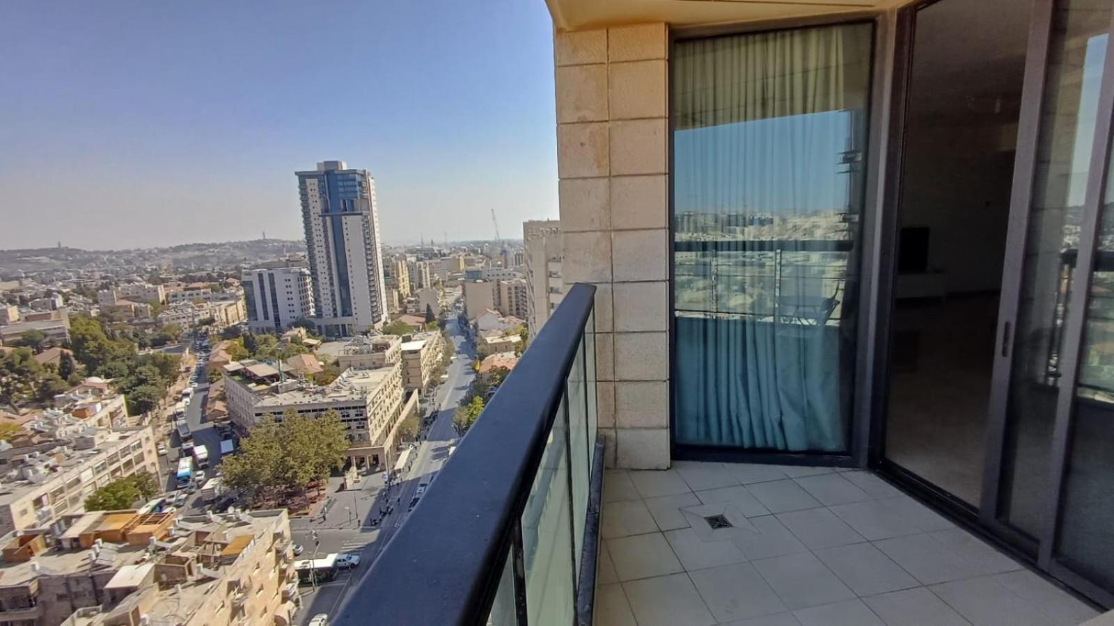 Jtower Royal Suites - Alefimmoed エルサレム エクステリア 写真
